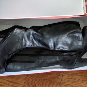 AEROSOLES Shoes - Aerosoles "Division" black leather boots NIB 12M AEROSOLES Shoes - Aerosoles "Division" black leather boots NIB 12M